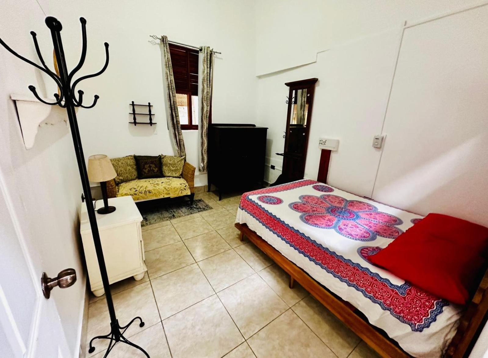 Casa Yoly Hostel Granada Dış mekan fotoğraf